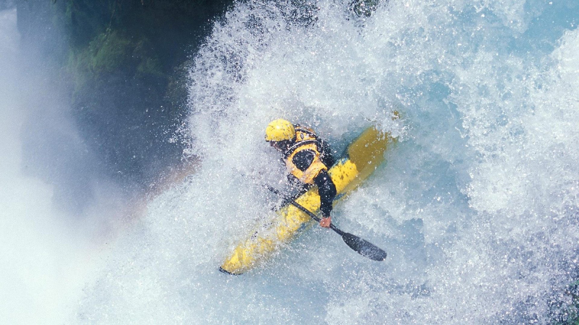 “德甲复苏势头强劲，传统劲旅逐渐追赶”，德甲经典比赛