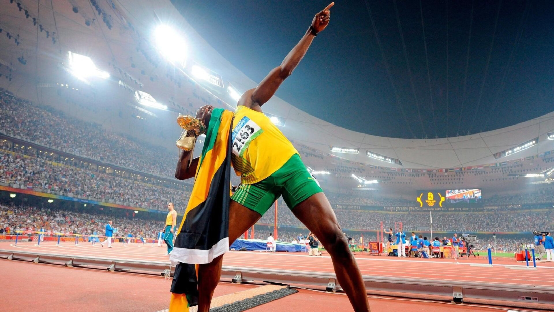 “基层足球振兴工程持续推进，普及基层青训”，足球要从基层抓起