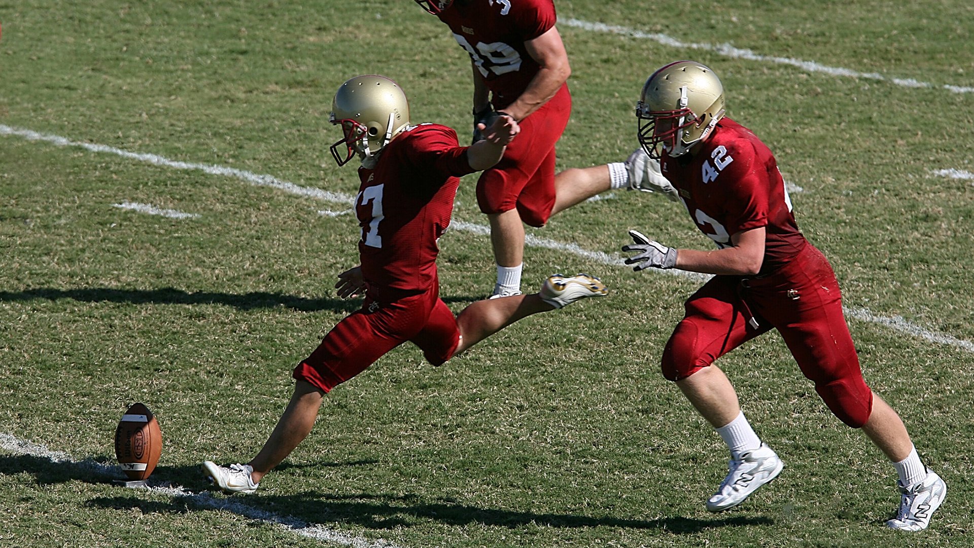 哈登连续得分助力快船连胜，哈登加盟快船交易方案