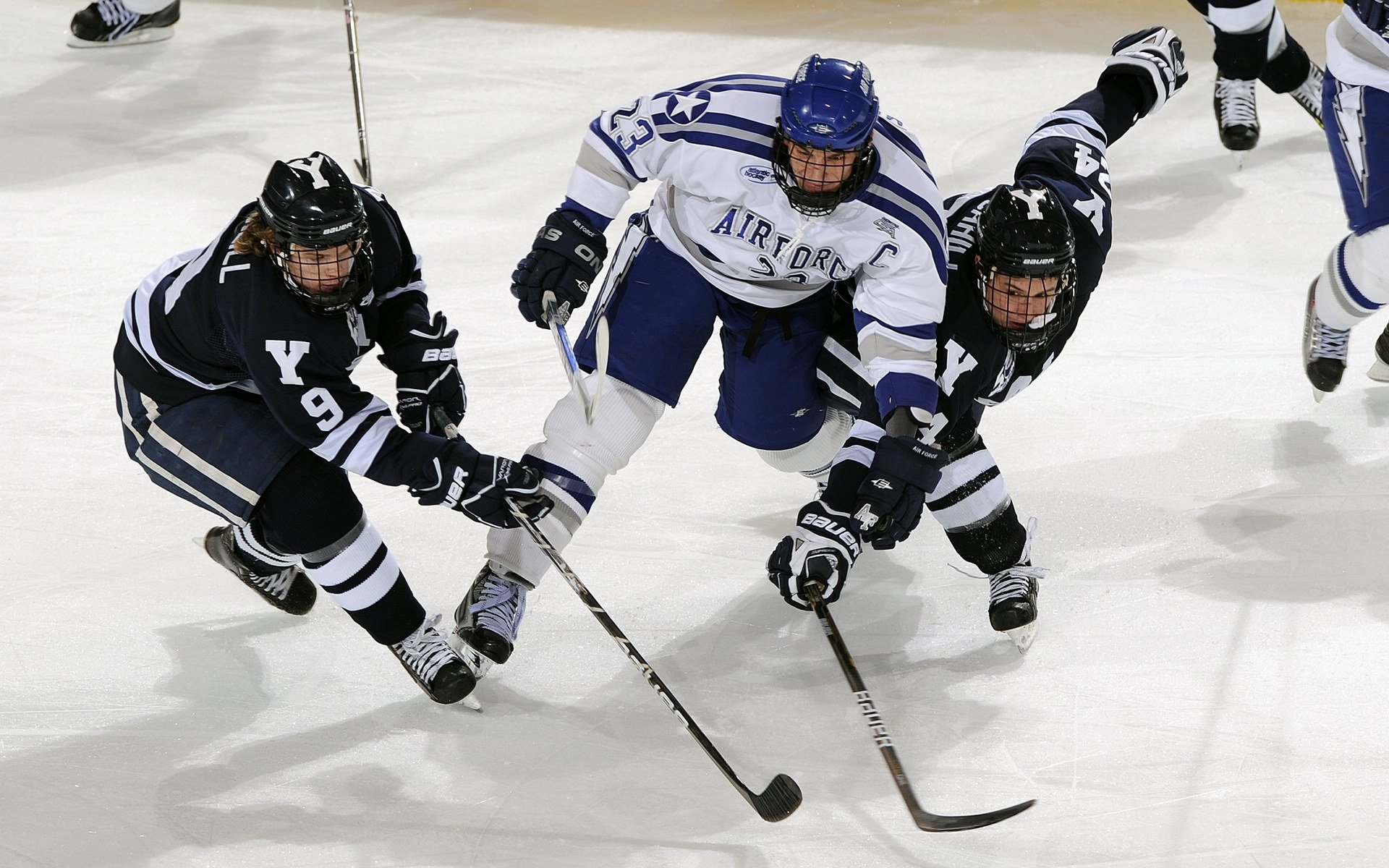 悬念丛生羽毛球年终积分战焦灼，羽毛球总积分表